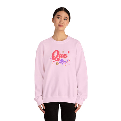 'Que Rico!' Women's Heavy Blend™ Crewneck Sweatshirt.