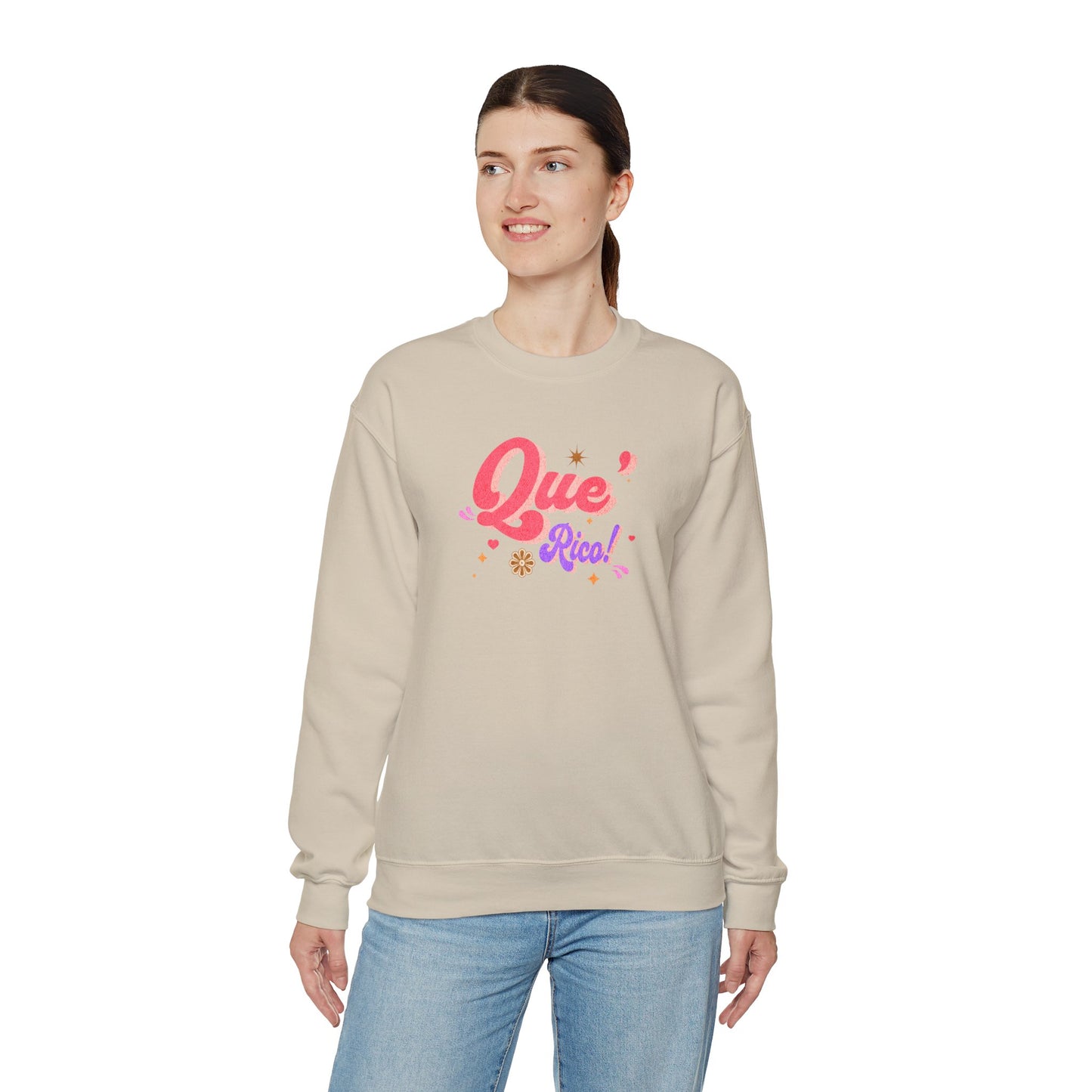 'Que Rico!' Women's Heavy Blend™ Crewneck Sweatshirt.