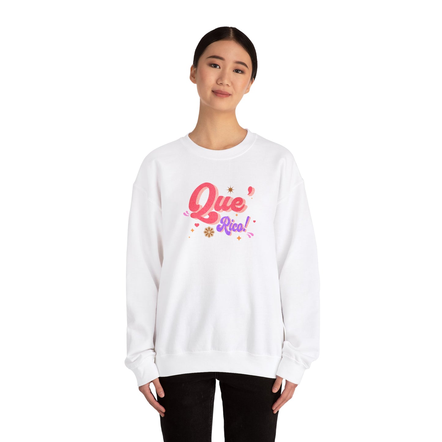 'Que Rico!' Women's Heavy Blend™ Crewneck Sweatshirt.