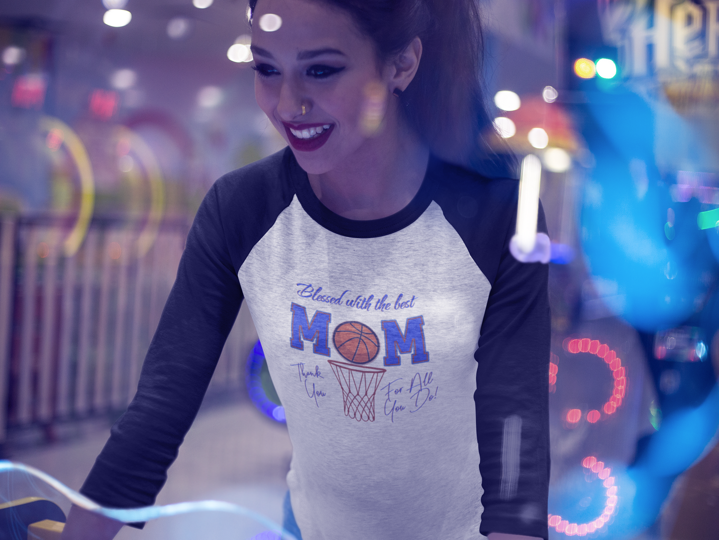 'Blessed With The Best Mom, Thank You For All You Do!' Unisex 3\4 Sleeve Baseball Tee.