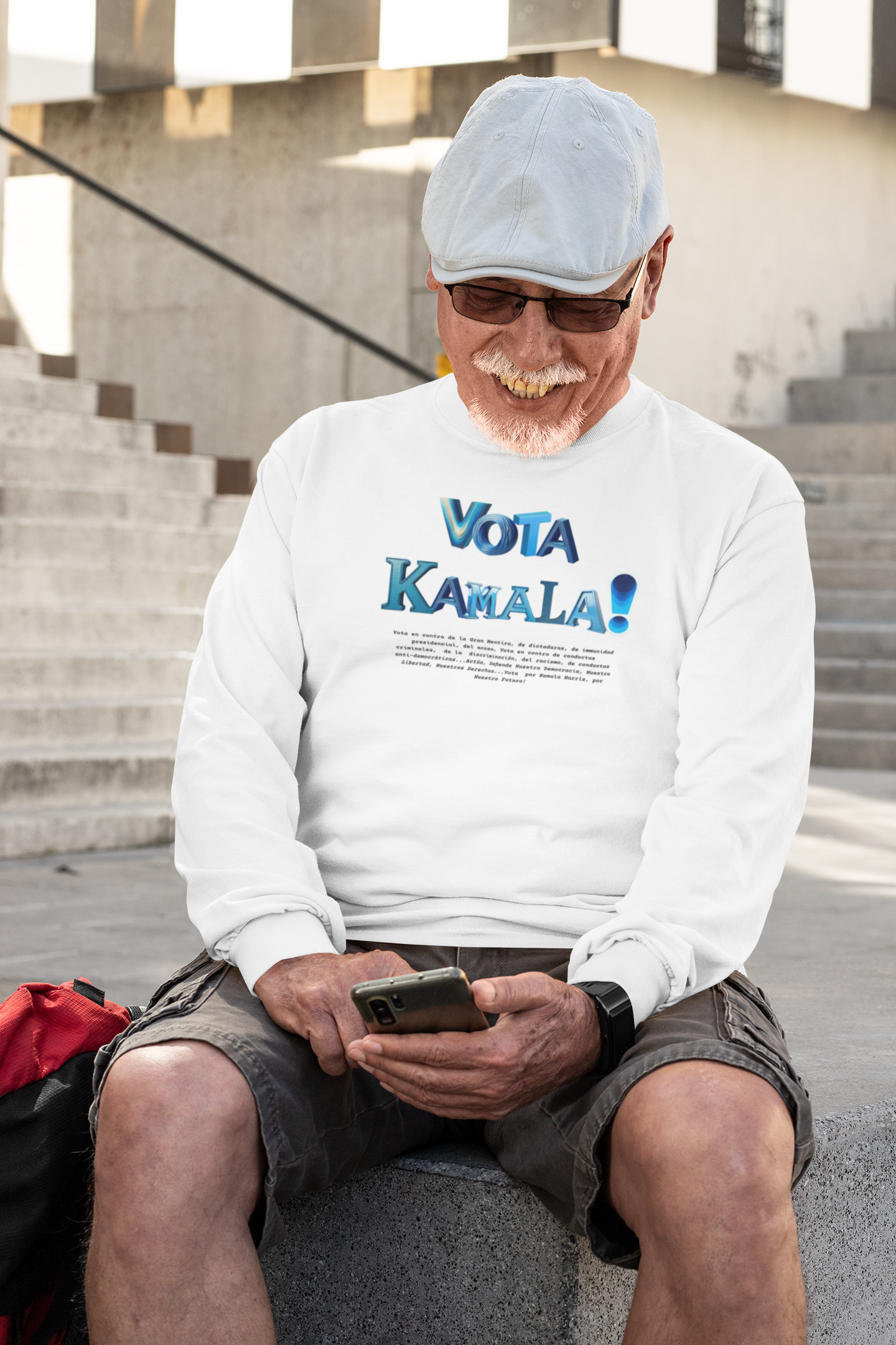 'Vota Kamala! Vota en contra de La Gran Mentira, de dictaduras, de immunidad presidencial, del acoso, Vota en contra de conductas criminales...'  Unisex Ultra Cotton Long Sleeve Tee