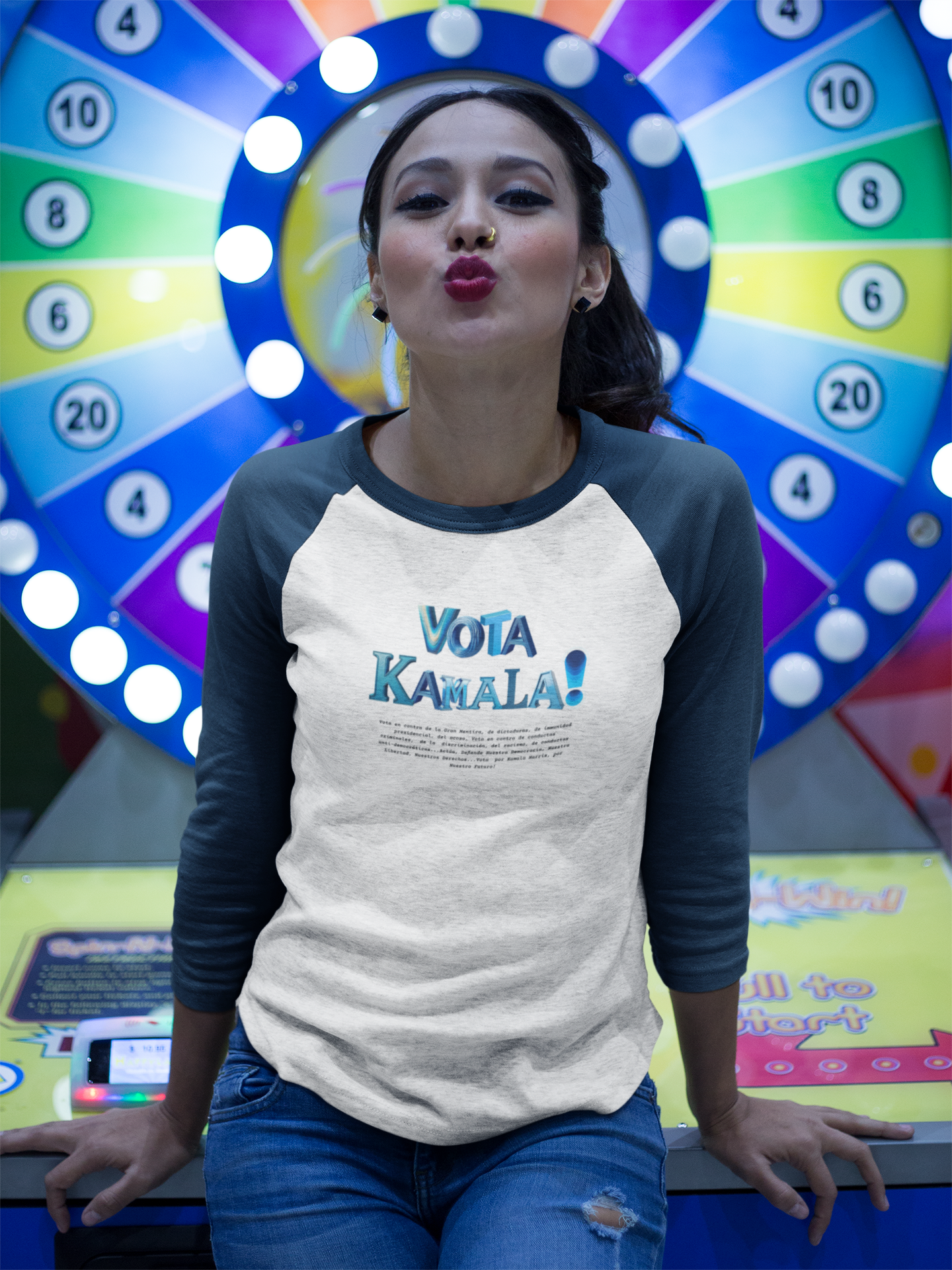 'Vota Kamala! Vota en contra de La Gran Mentira, de dictaduras, de immunidad presidencial, del acoso, Vota en contra de conductas criminales...' Unisex 3\4 Sleeve Baseball Tee